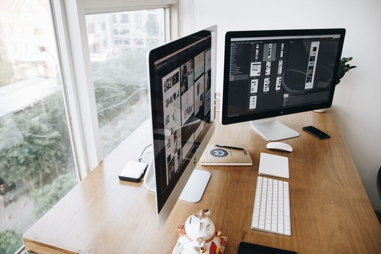 Simple and Effective Tips for Organizing Your Home Workspace
